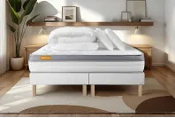 Pack lit complet 160x200 cm - Matelas + 2 Sommiers Blancs + 2 oreillers + Couette - Memo Zen Pack lit complet 160x200 cm - Matelas + 2 Sommiers Blancs + 2 oreillers + Couette - Memo Zen