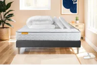 Pack lit complet 140x190 cm - Matelas + Sommier Gris (en kit) + 2 oreillers + Couette - Memo Pack lit complet 140x190 cm - Matelas + Sommier Gris (en kit) + 2 oreillers + Couette - Memo